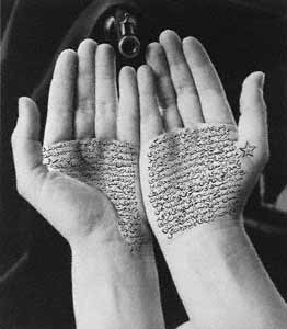 © Shirin Neshat - Allegiance with wakefulness